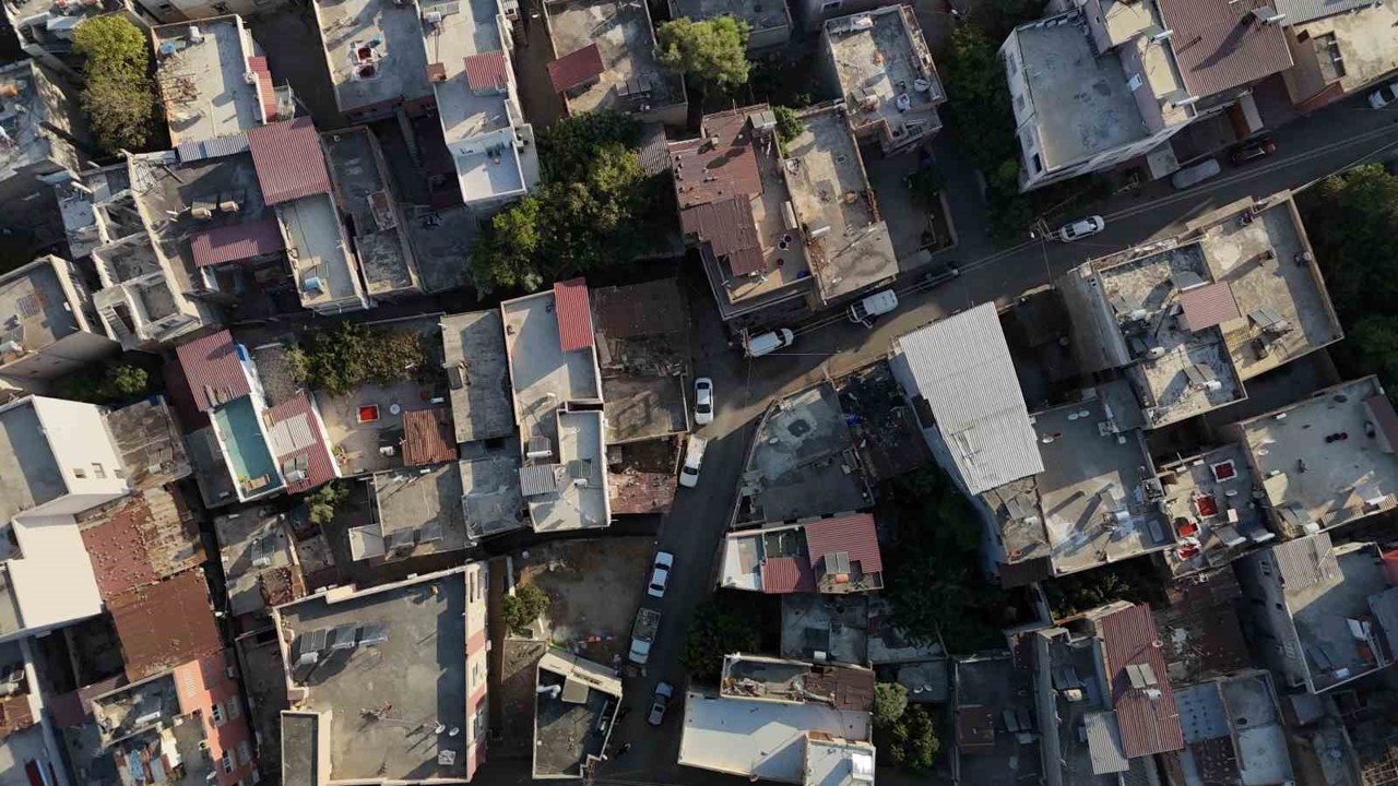 "Yerel yönetimlerin beceriksizliği kentsel dönüşümü geciktiriyor"
