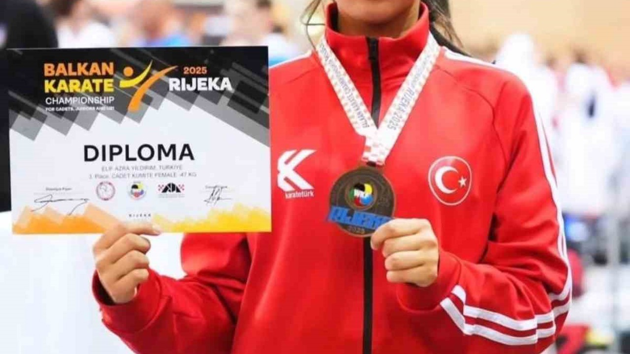 Bilecikli Sporcu Elif Azra Yıldırım Balkan üçüncüsü oldu
