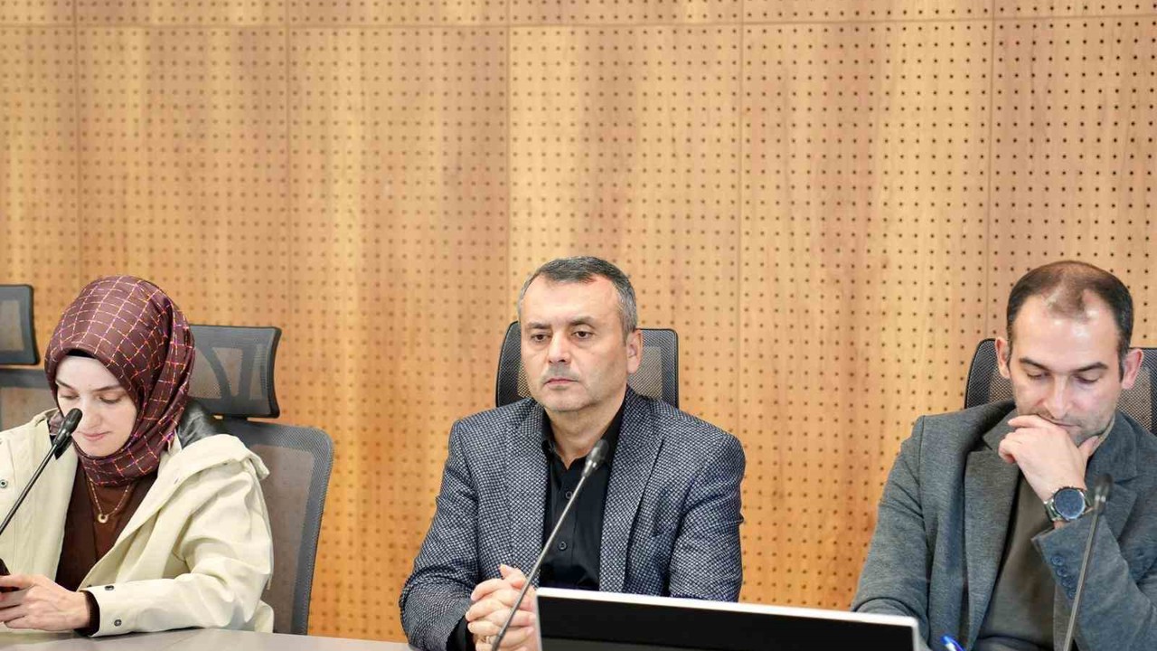 SAÜ’de yeni eğitim modeli tartışıldı
