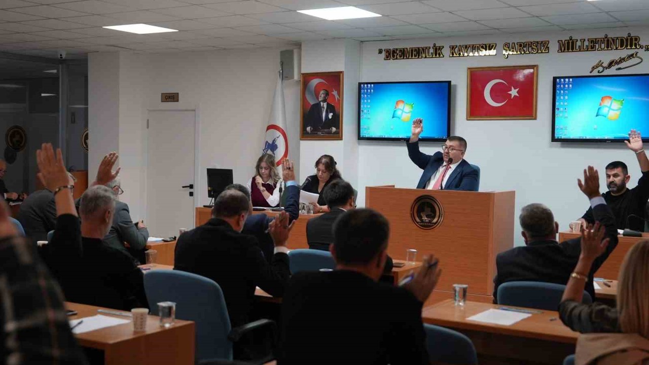 Düzce Belediyesi’nin bütçesi 5 Milyar 385 Milyon 400 TL olarak onaylandı
