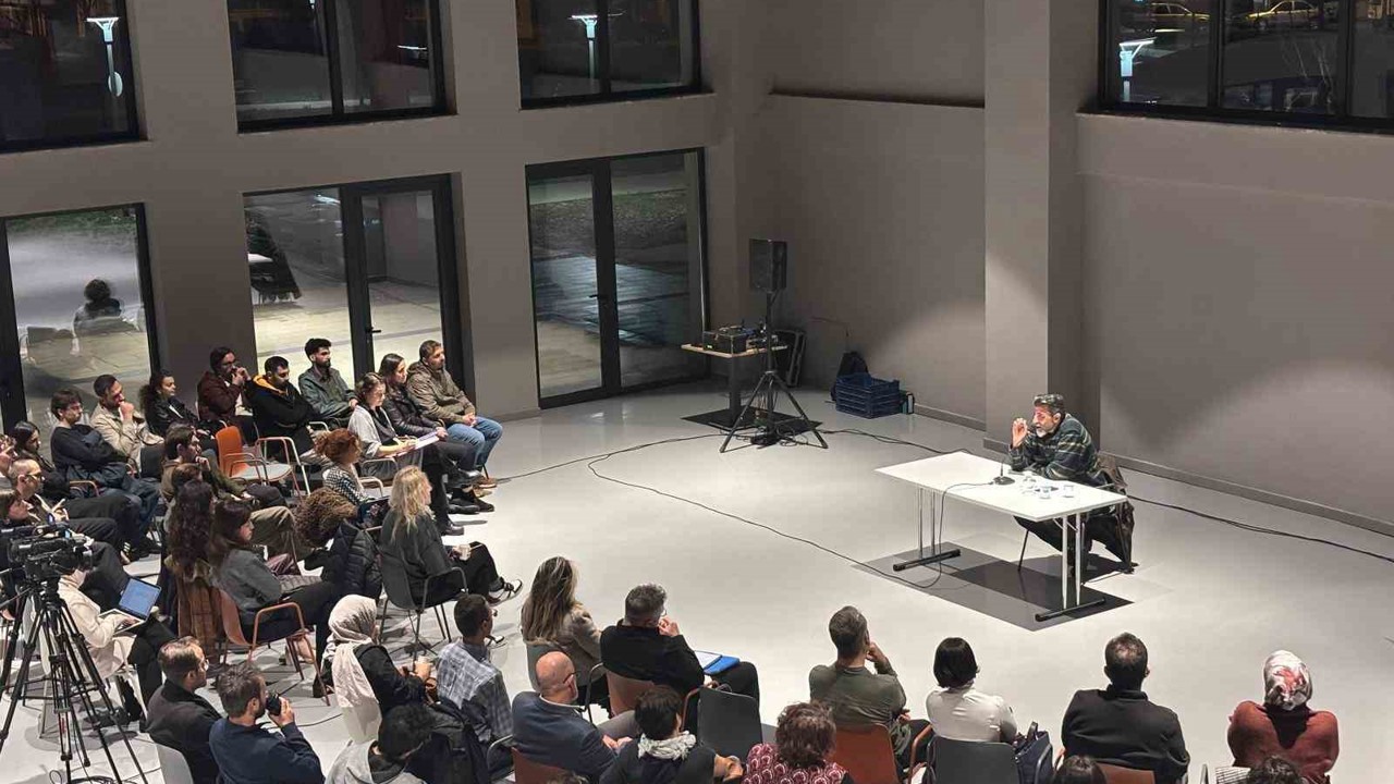 Nilüfer’deki söyleşilerde bu kez Erving Goffman’ın etkileşim düzeni kuramı masaya yatırıldı
