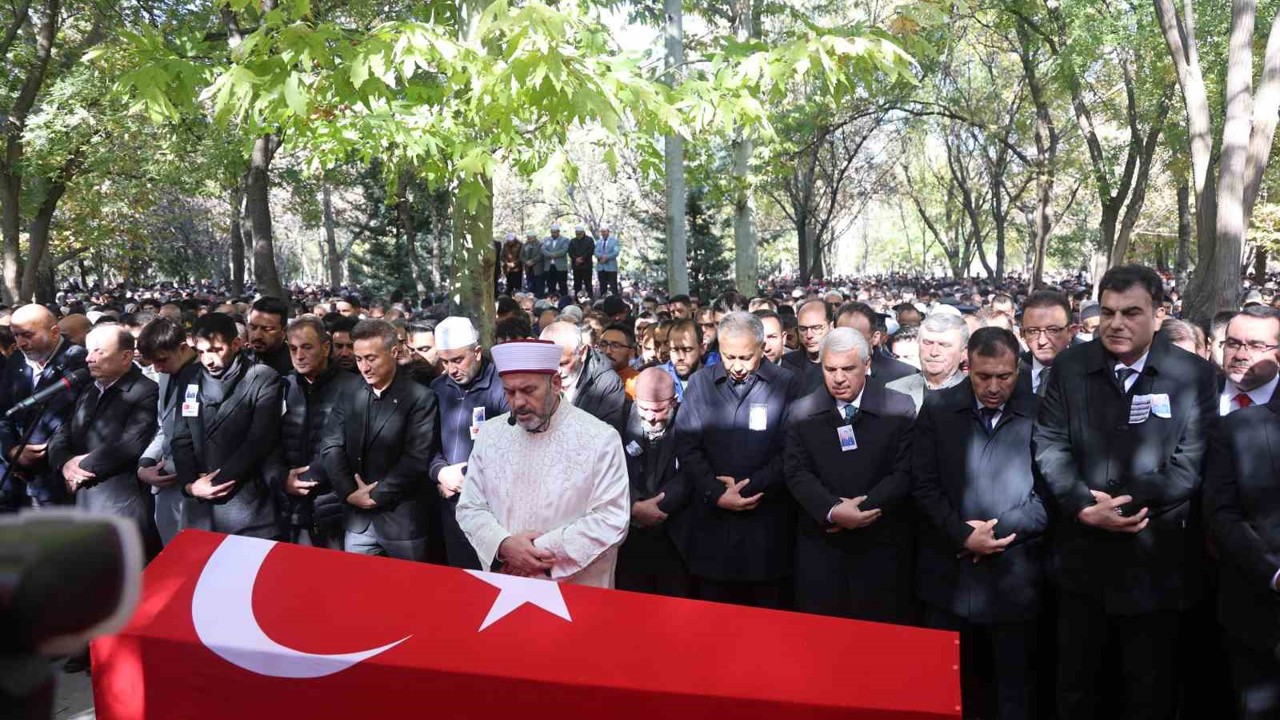 Konyalı şehit Ahmet Yasir Kuyucu son yolculuğuna uğurlandı
