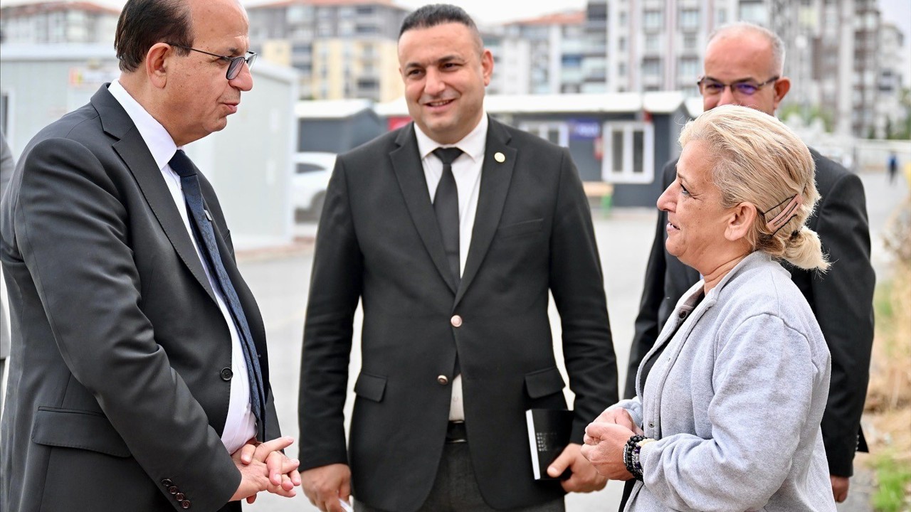 Başkan Geçit, esnafın görüş ve taleplerini yerinde değerlendirdi
