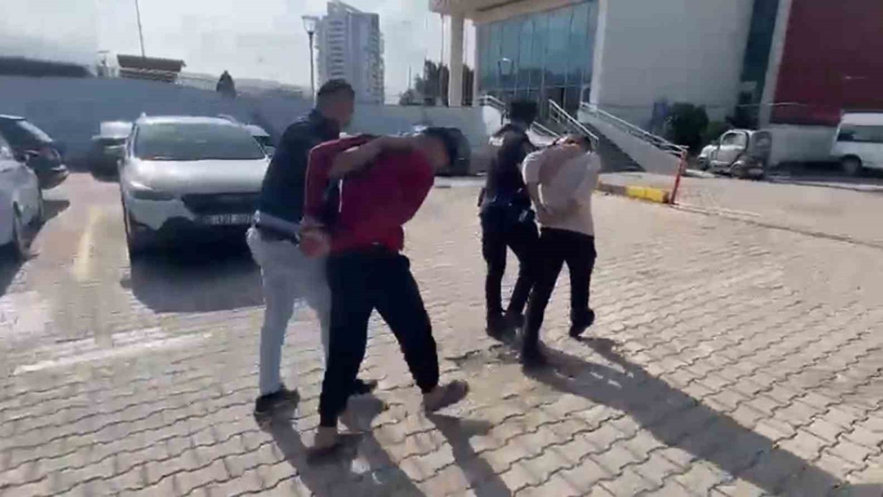 İskenderun’da aranan 2 şahıs yakalandı
