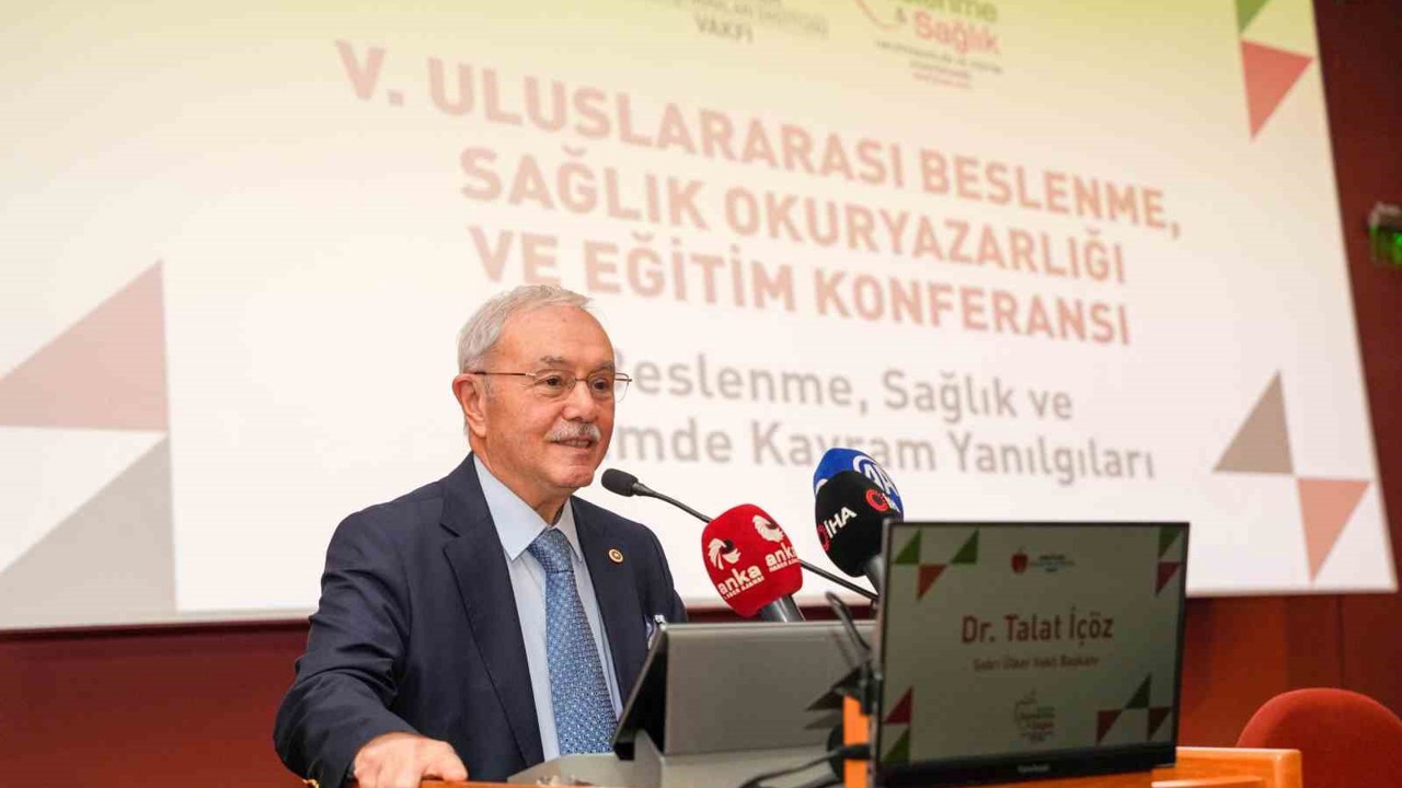Sabri Ülker Vakfı Başkanı İçöz: "Türkiye’deki beslenme, sağlık ve gıda okuryazarlığı düzeyi, diğer ülkelerin gerisinde"
