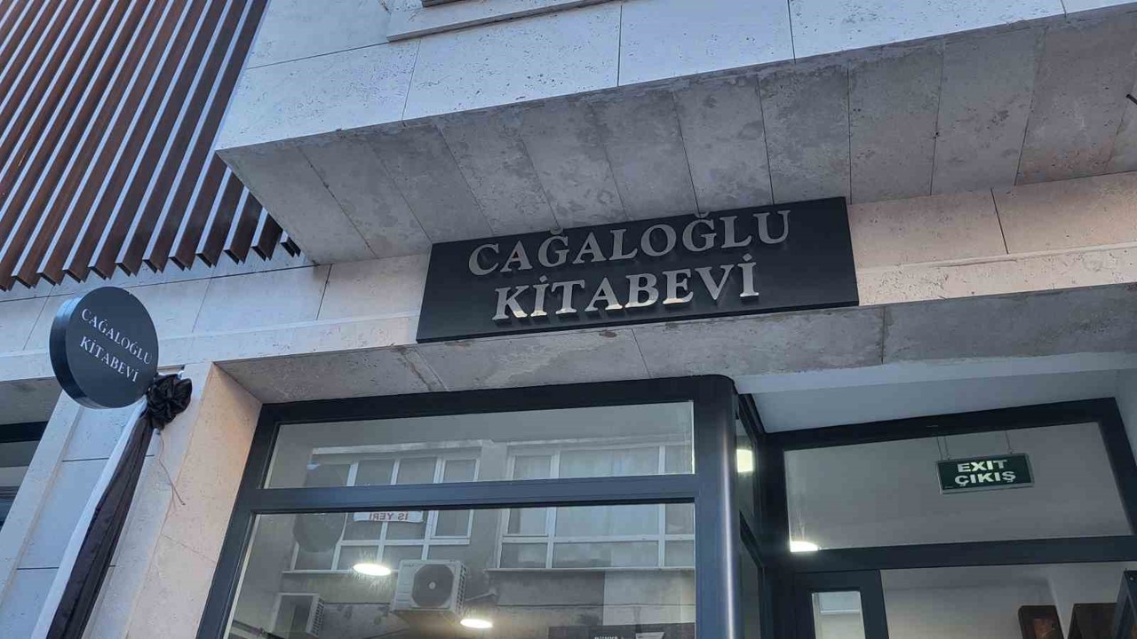 Kültür ve edebiyat merkezi Cağaloğlu Kitapçılar Çarşısı açıldı
