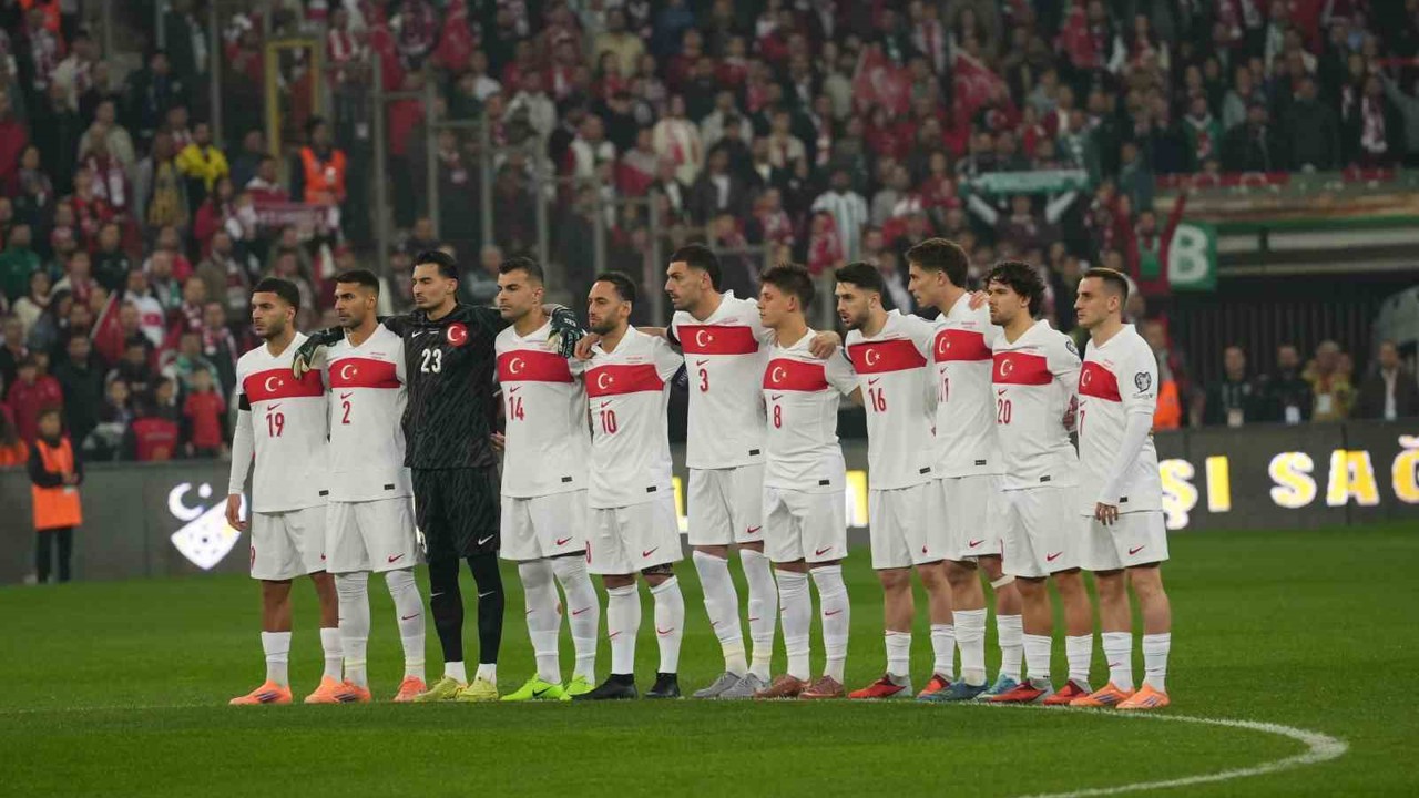 2026 Dünya Kupası Avrupa Elemeleri: Türkiye: 1 - Bulgaristan: 0 (İlk yarı)
