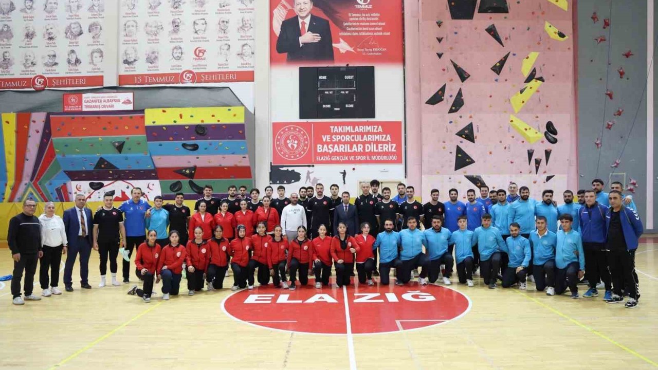 Elazığ hentbolu Türkiye gündeminde: 14 sporcudan ulusal başarı
