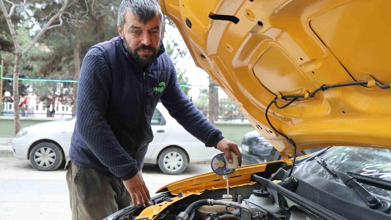 Oto bakım ustasından uyarı: "450 liradan kaçarak 40 bin liralık masrafa girmeyin"
