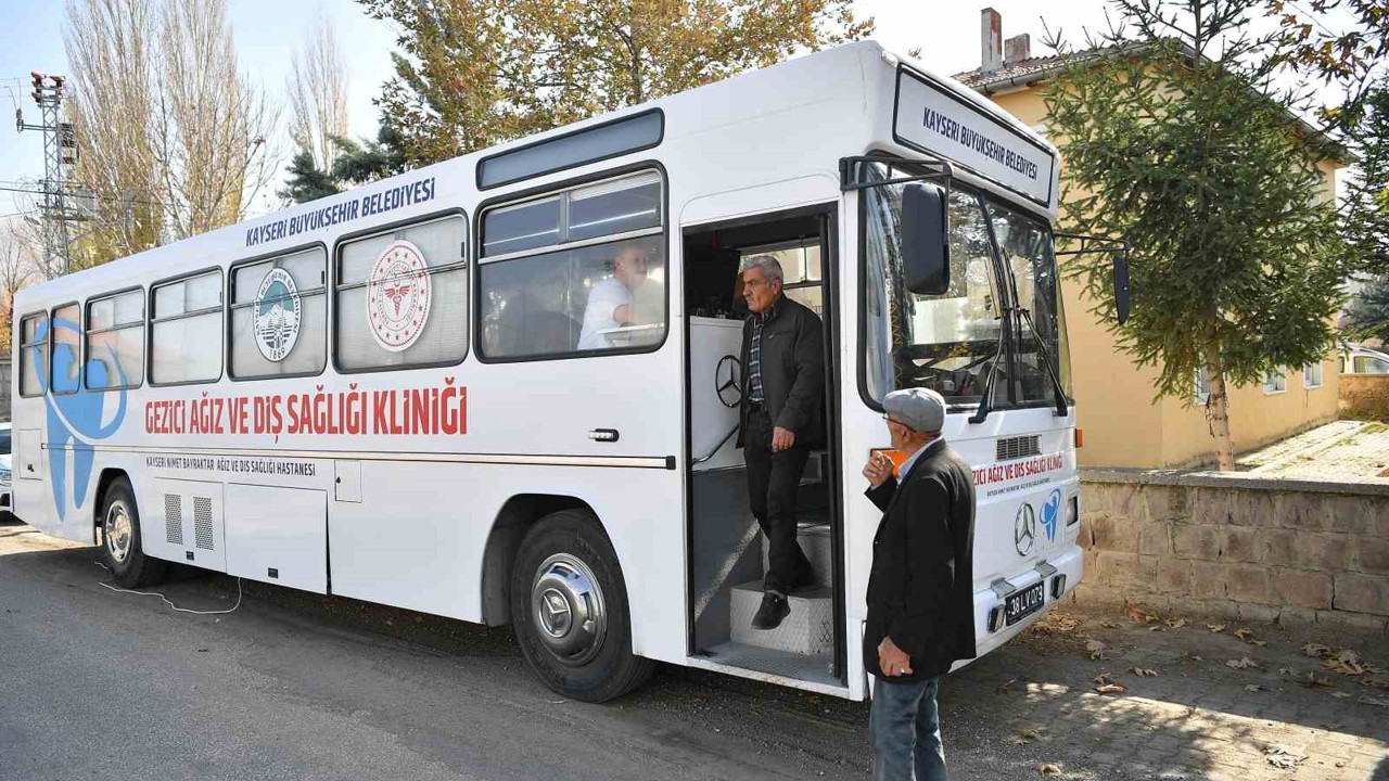 Gezici Ağız ve Diş Sağlığı Kliniği vatandaşın ayağına gidiyor
