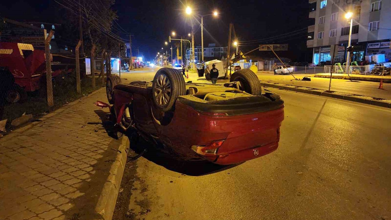 Hızlı otomobil, ortalığı savaş alanına çevirdi
