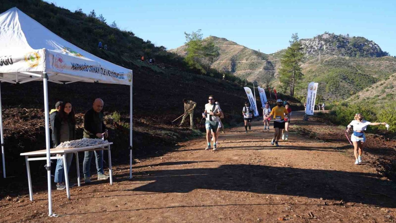 Marmaris Orman İşletme Müdürlüğü’nden Ultra Trail Maratonu’nda tohum atma etkinliği
