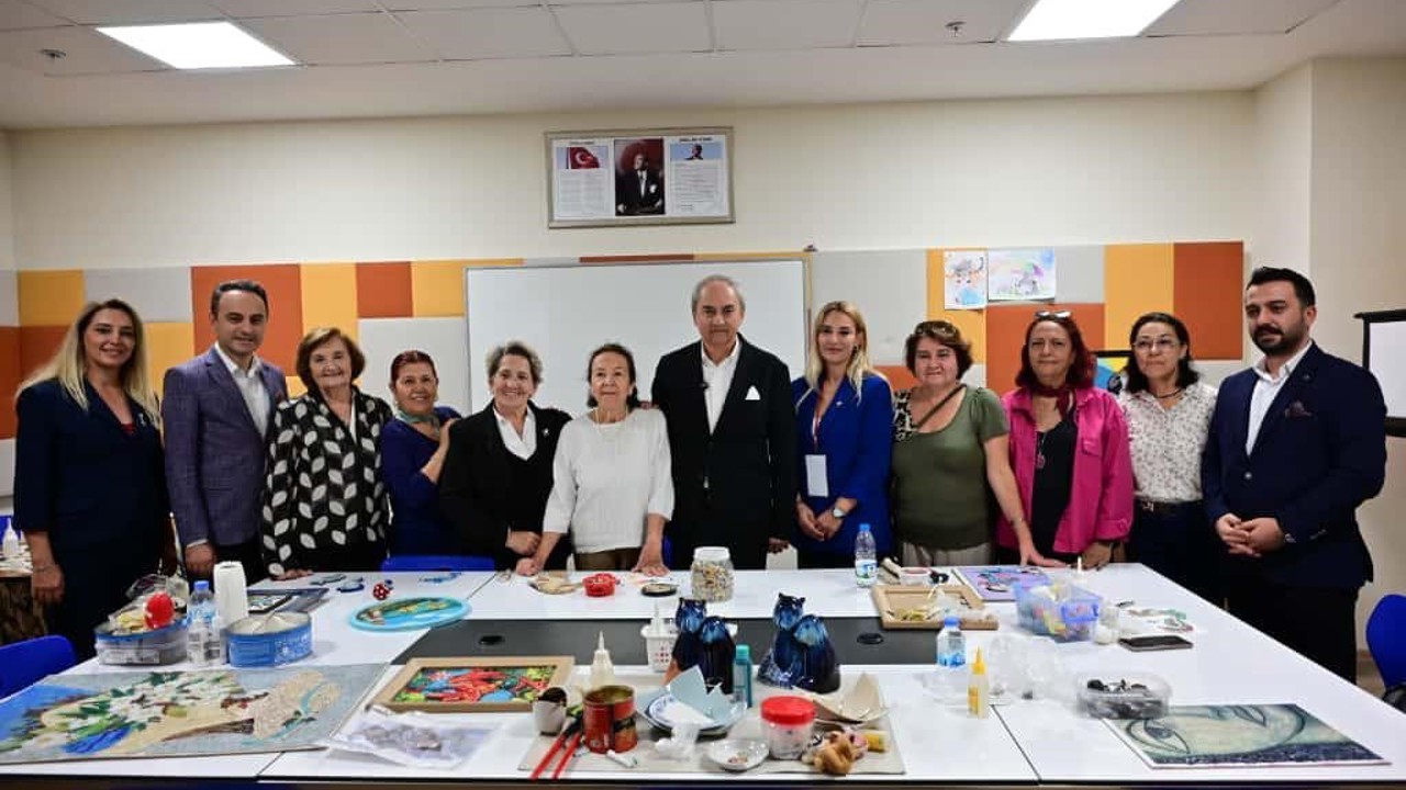 Görsel Sanatlar ve Sanatsal Mozaik Atölyesi sanatseverleri buluşturdu
