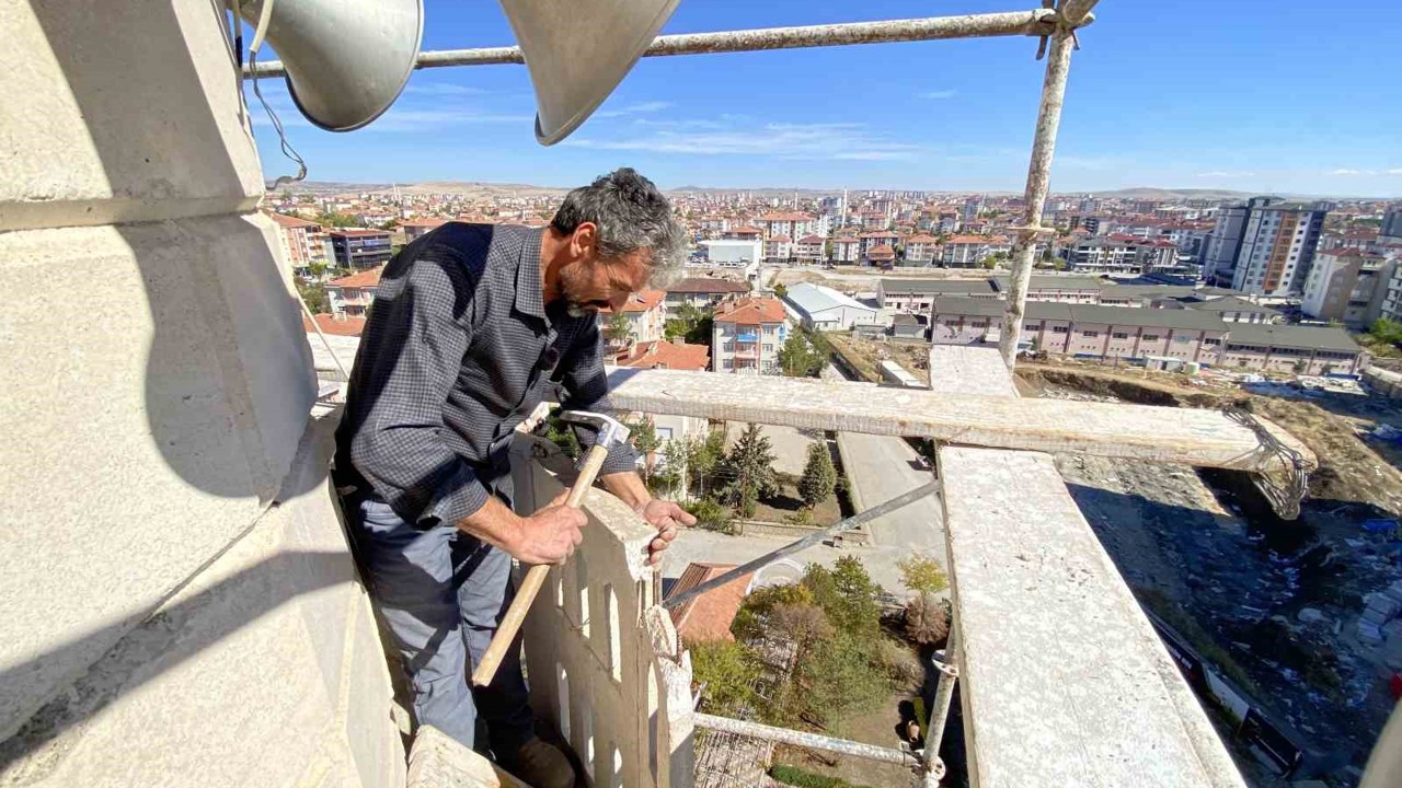 Yozgatlı minare ustası mesleğinin risklerinden dolayı çırak bulamıyor
