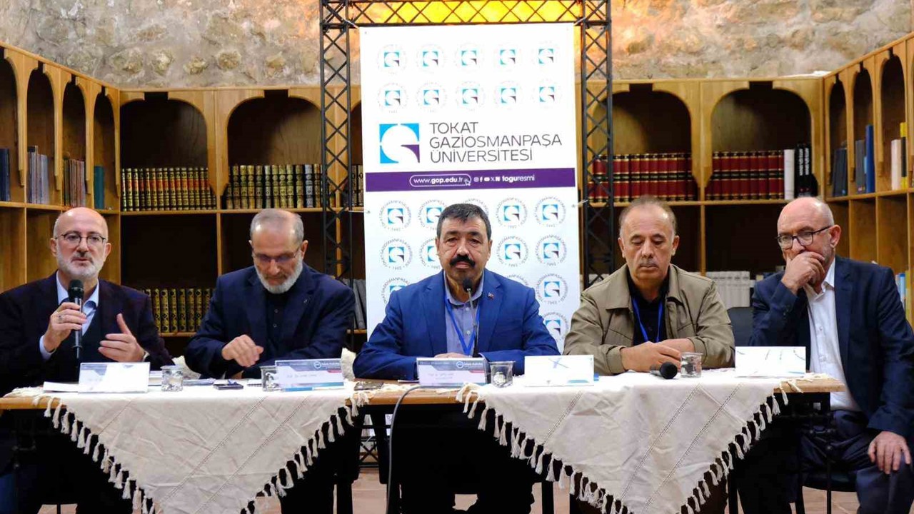 TOGÜ’de İslam hukukunun güncel meseleleri ele alındı
