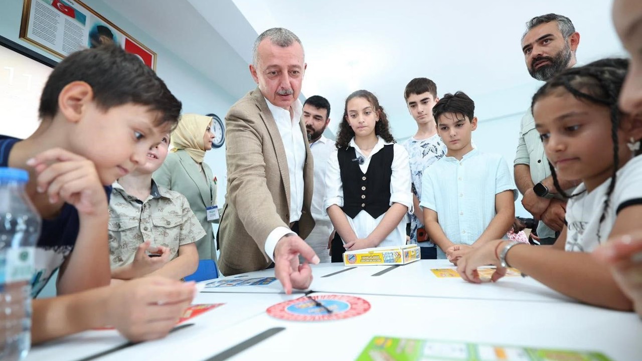 Kocaeli’de 30 bin öğrenciye 392 milyon liralık eğitim desteği

