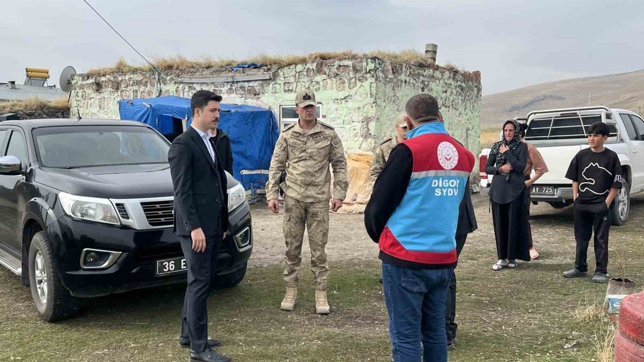 Kaymakam Kahraman’dan ev ziyareti
