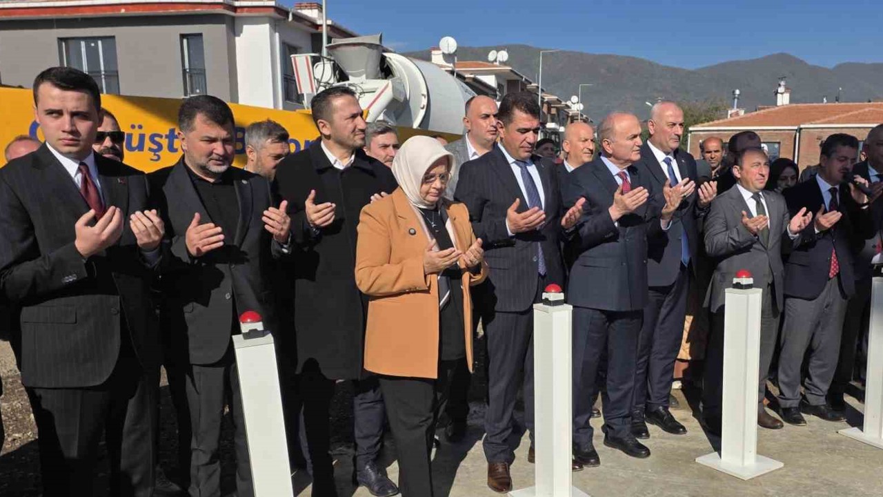 Çilimli’ye Selçuklu mimarisinde yapılacak caminin temeli atıldı
