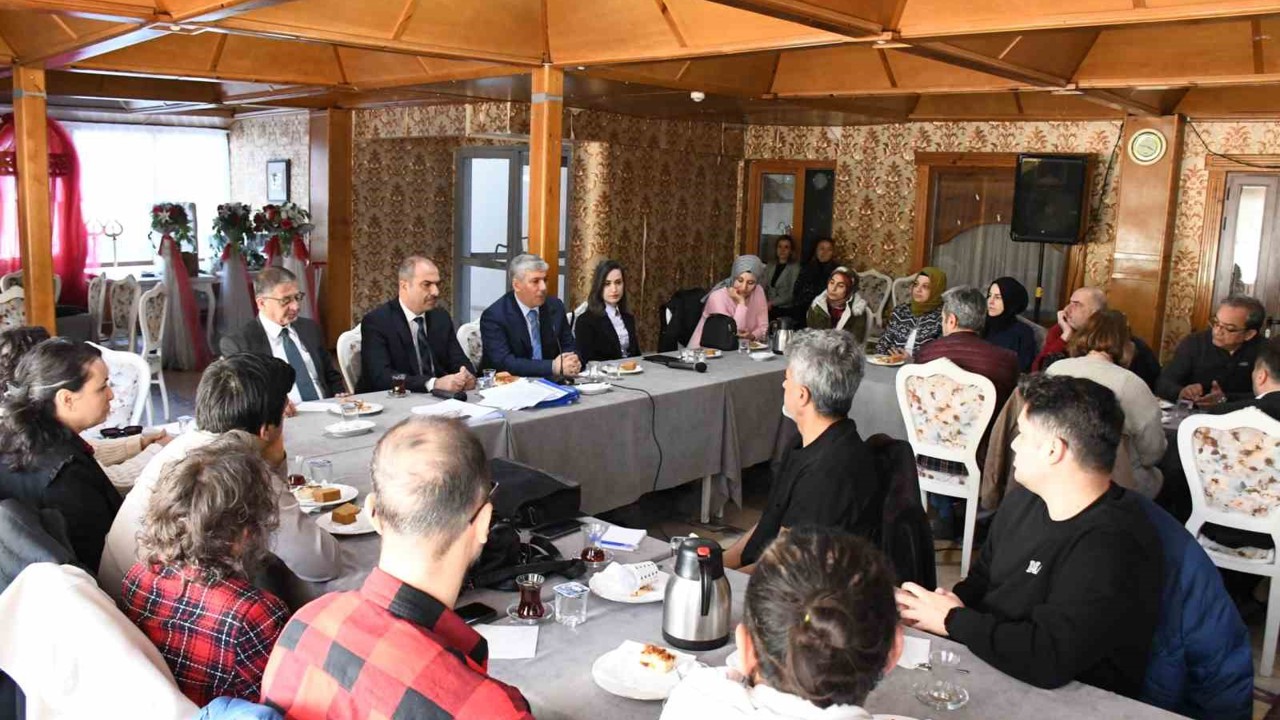 MEB Başmüfettişi Tunç, Eskişehir’de yürütülen çalışmaları değerlendirdi
