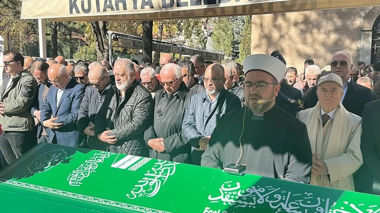 Kütahya OSB’nin duayen ismi Bekir Eskioğlu son yolculuğuna uğurlandı
