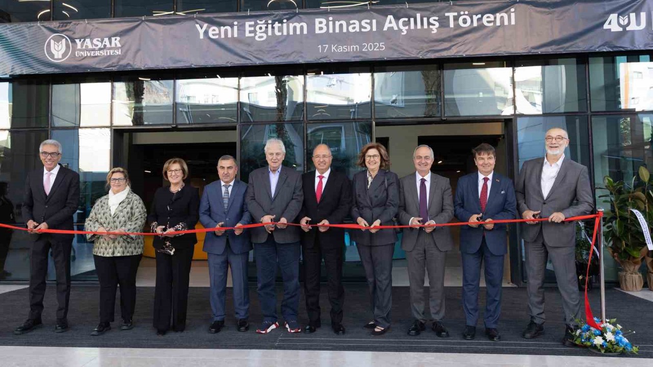 Yaşar Üniversitesi’nden yeni nesil eğitim binası
