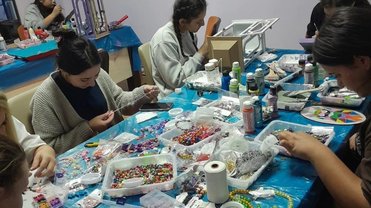 Sultanhisar’da yurtta kalan öğrenciler, yeteneklerini keşfediyor
