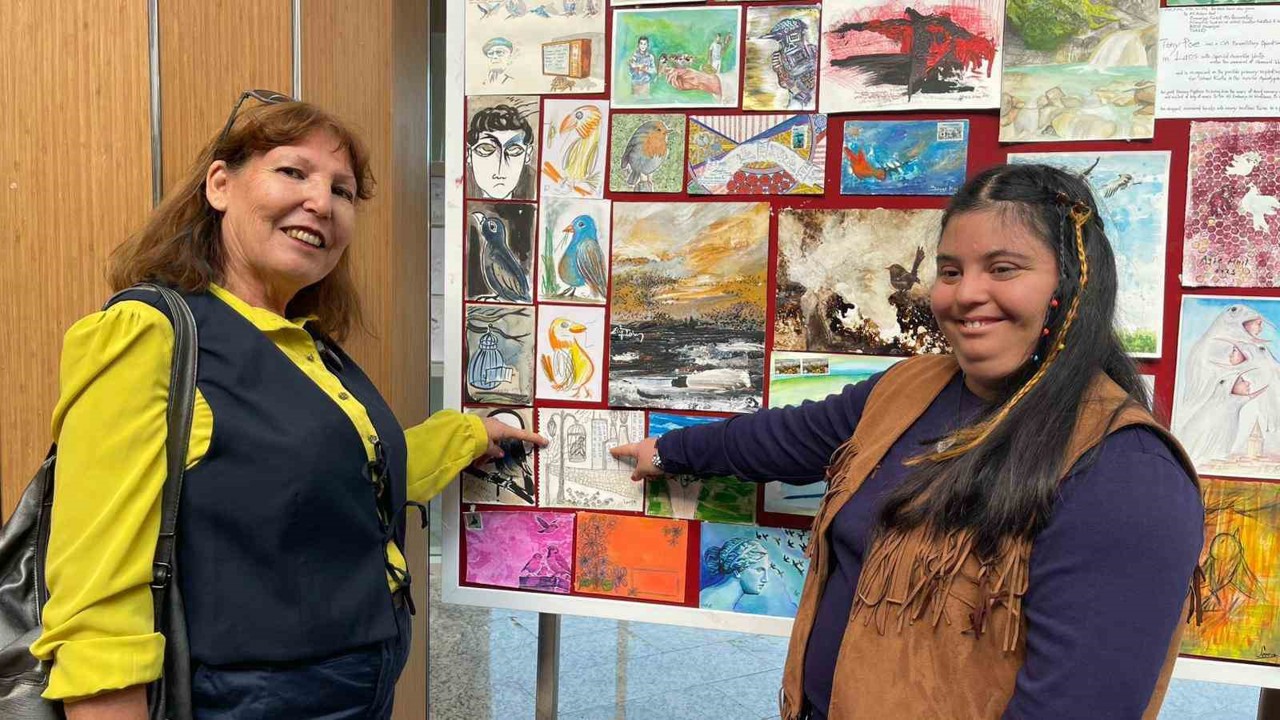 Kuşların kanatlarıyla 15 binden fazla mesaj yükseldi
