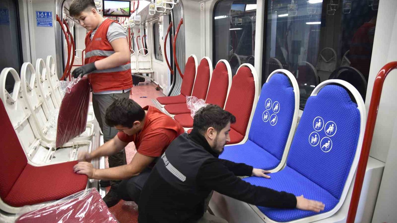 Samsun’da tramvayların koltukları yenileniyor
