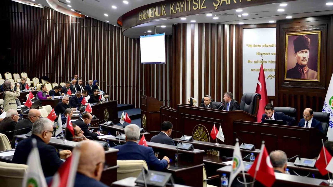 Malatya Büyükşehir Belediye Meclisi Kasım ayı 2’inci birleşimi yapıldı
