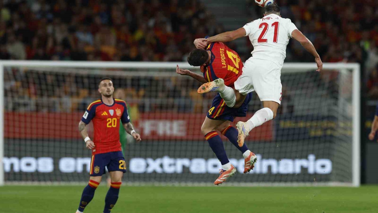 2026 FIFA Dünya Kupası Avrupa Elemeleri: İspanya: 1 - Türkiye: 1 (İlk yarı)
