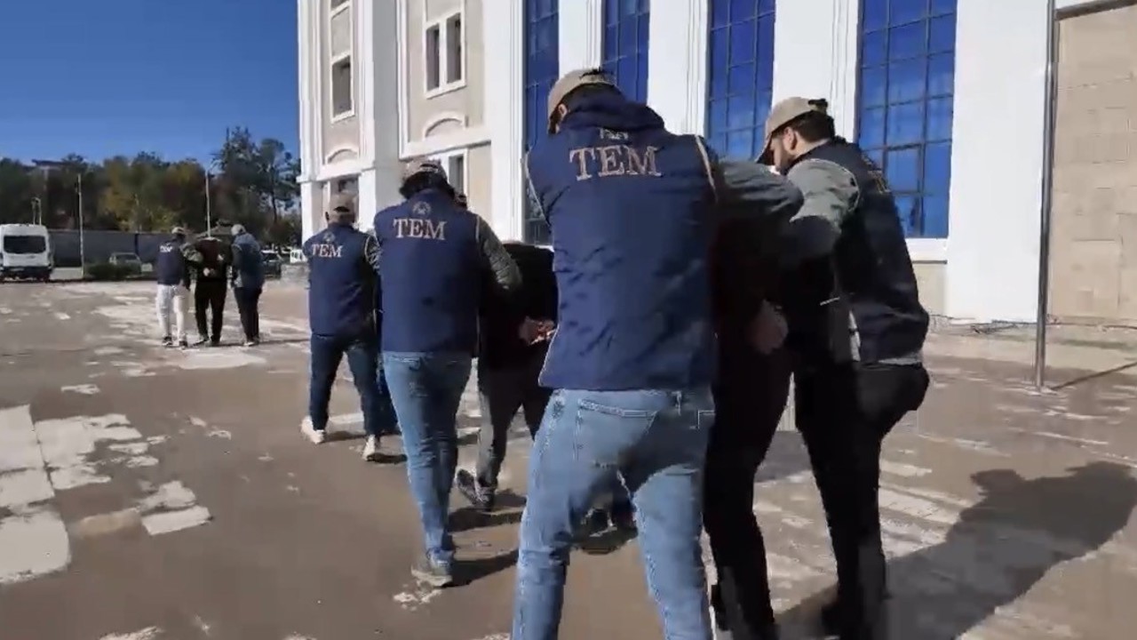 Adıyaman’da terör örgütüne şafak operasyonu
