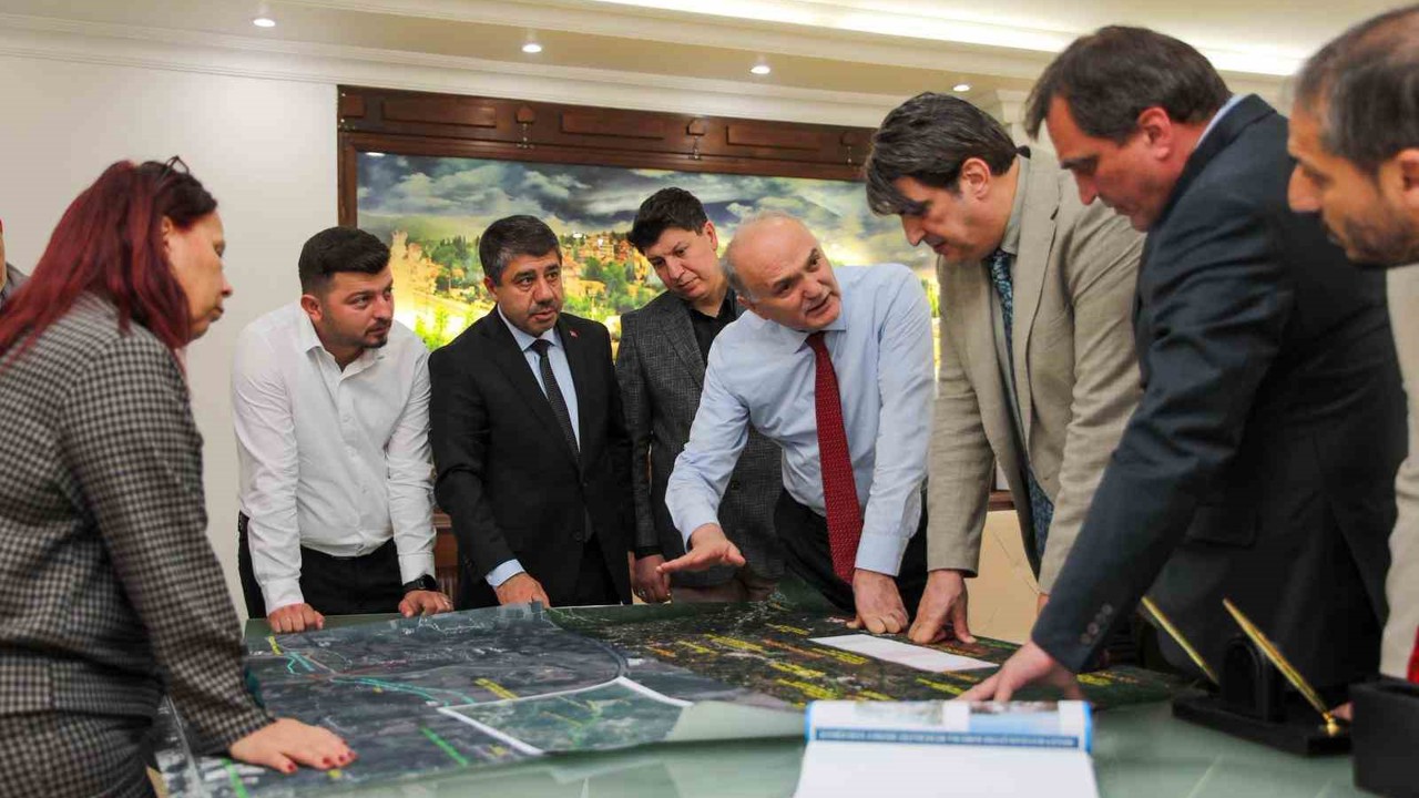 Başkan Özlü: "İş birliği içinde çalışmalarımızı yürüteceğiz"
