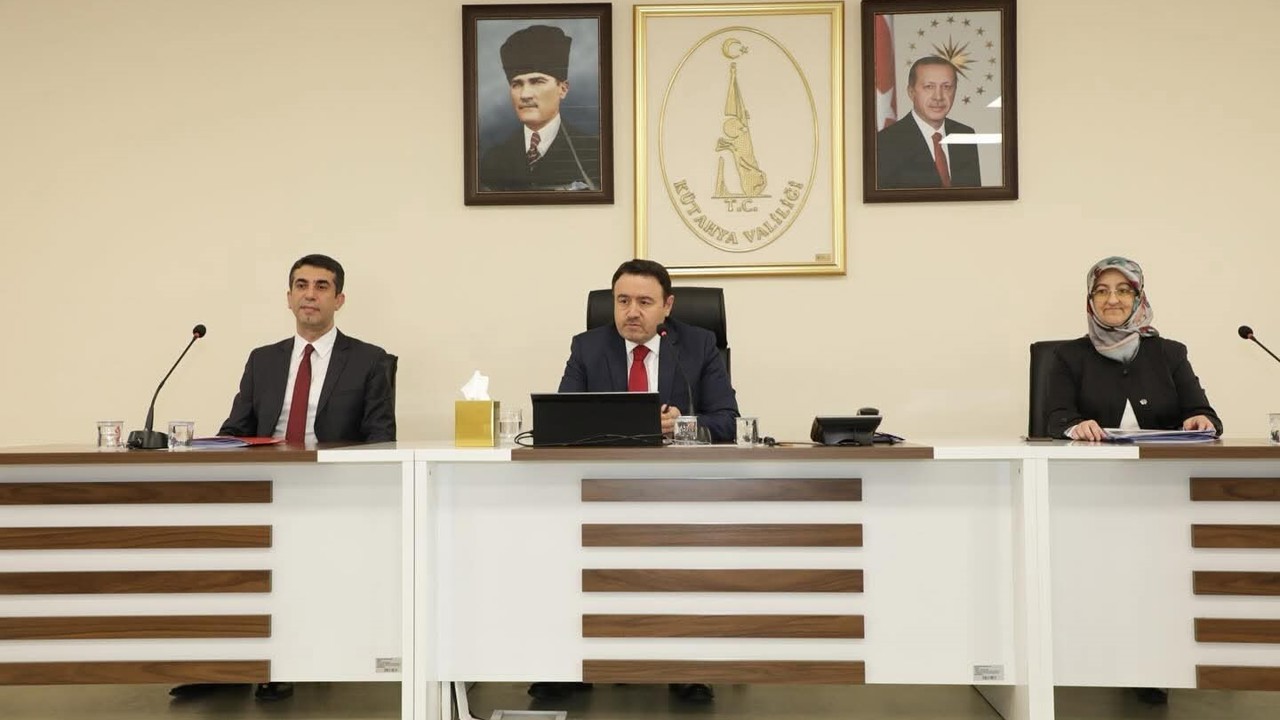 Kütahya’da kadına yönelik şiddet ve çocuk koruma çalışmaları değerlendirildi
