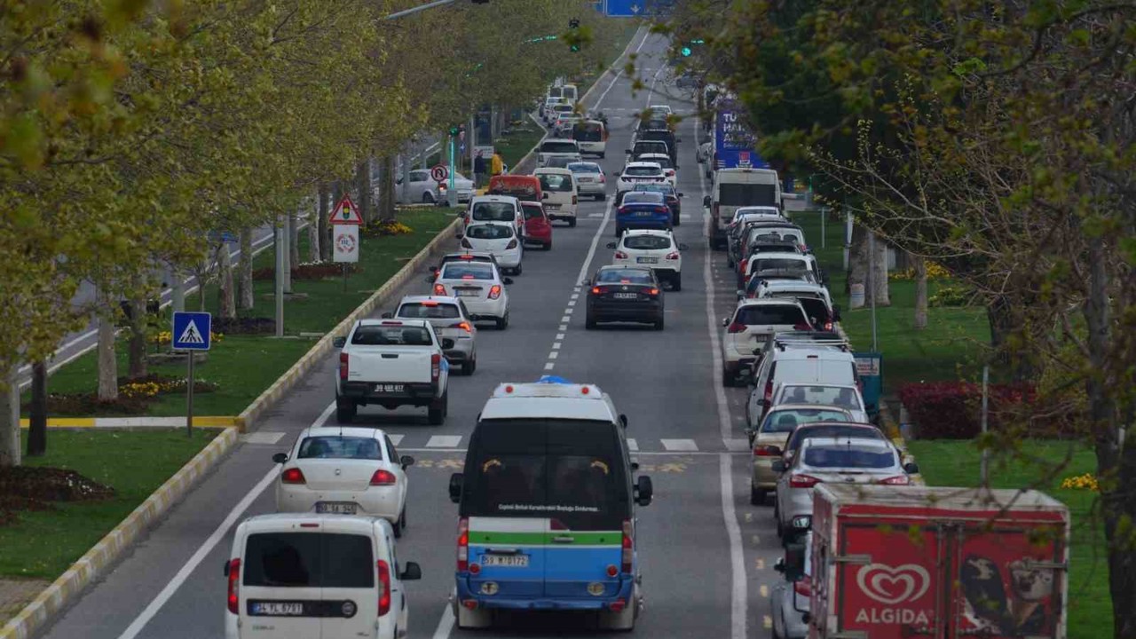 Tekirdağ’da motorlu kara taşıtı sayısı 379 bin 257 oldu
