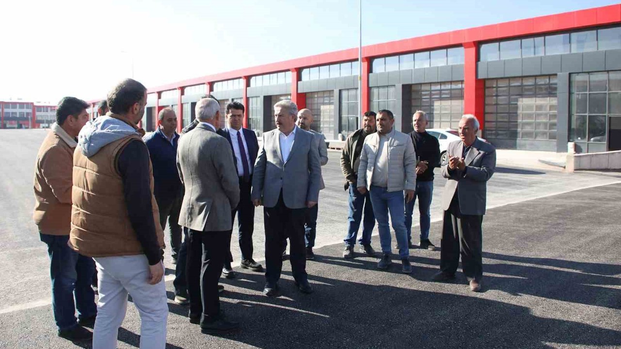 Melikgazi Belediyesi’nden Yeşilyurt Oto Sanayi Sitesi’ne büyük katkı
