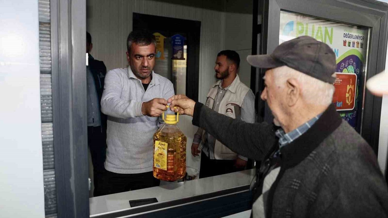 Körfez’de atıklar artık ulaşım puanına dönüşüyor
