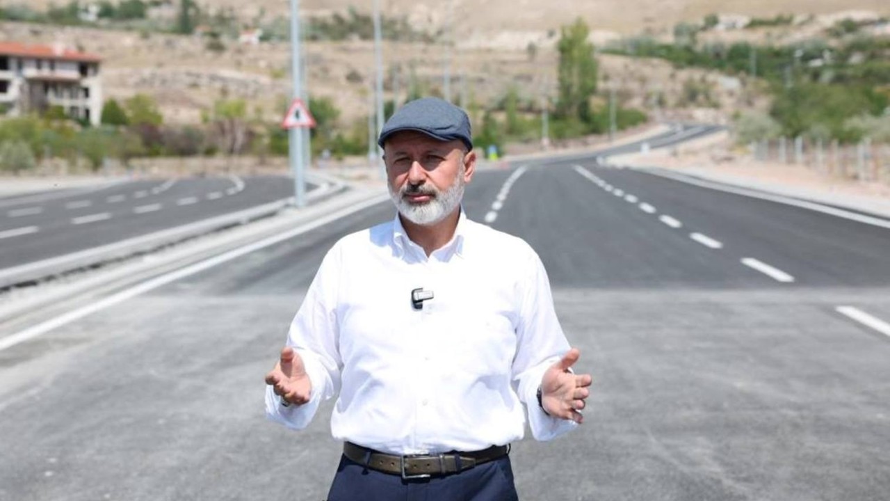 Başkan Çolakbayrakdar: "Kayseri’mizin trafik yükünü hafifleten akıllı kavşakları yaygınlaştırıyoruz"
