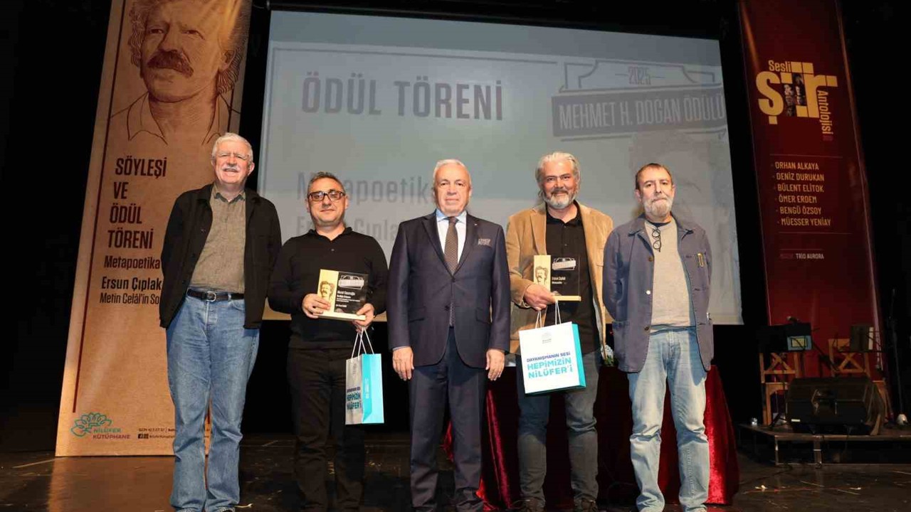 Nilüfer’de şiir eleştirisinin prestij ödülleri sahiplerini buldu
