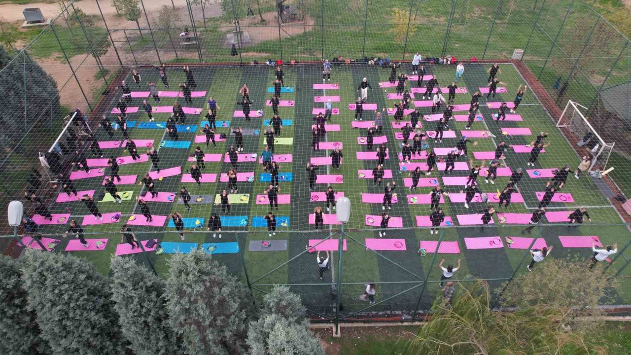 Çayırova’da ev hanımları "Matını Al Gel" etkinliğinde buluştu
