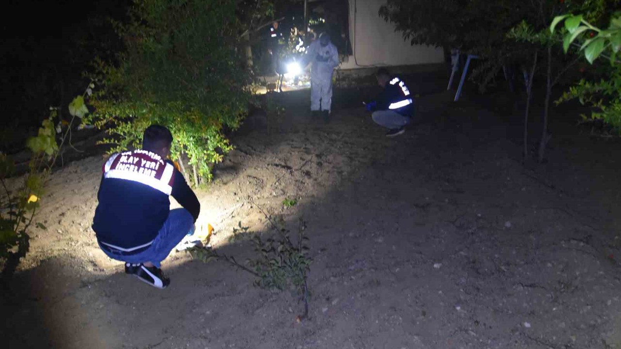 Tokat’ta 5 askerin yaralandığı bağ evindeki patlama sonrası görüntüleri ortaya çıktı
