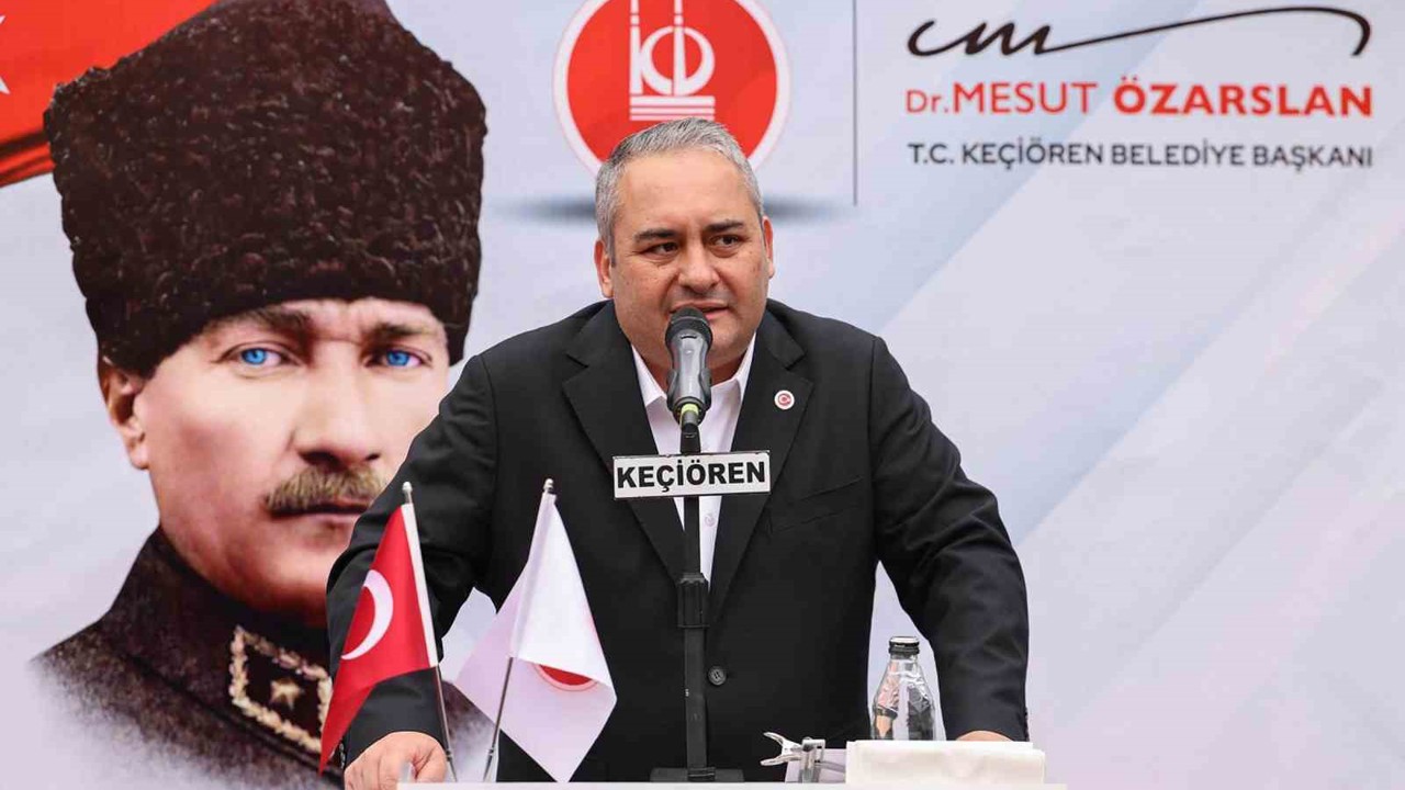 Keçiören Belediye Başkanı Özarslan, özel halk otobüsü şoförlerinin taleplerini dinledi
