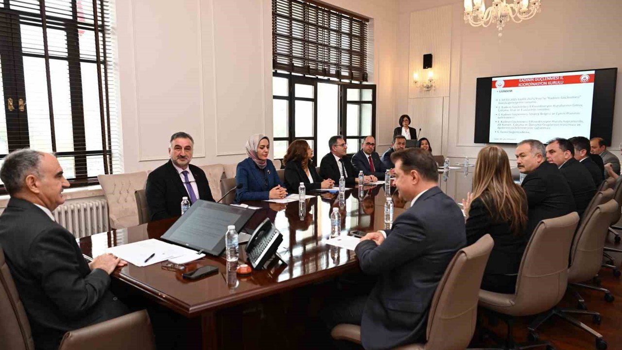 Manisa’da kadınların güçlenmesi için stratejik toplantı
