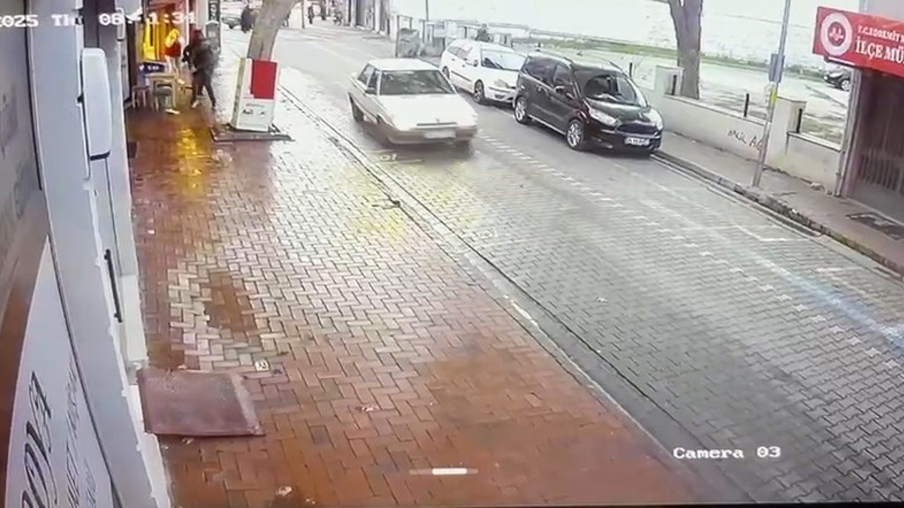 Edremit’te esnafa silahlı saldırı anı kamerada
