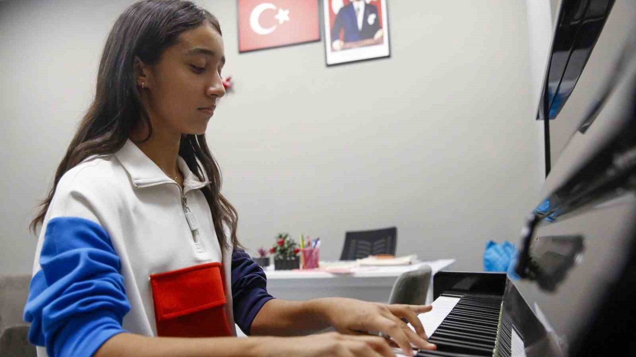 Büyükşehir’den Antalyalı çocuklara destek
