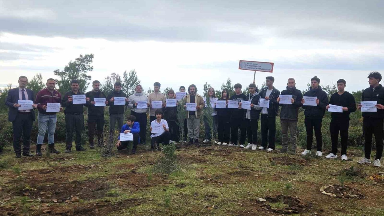 Edremit’te C-130 kazası şehitleri için fidanlar dikildi
