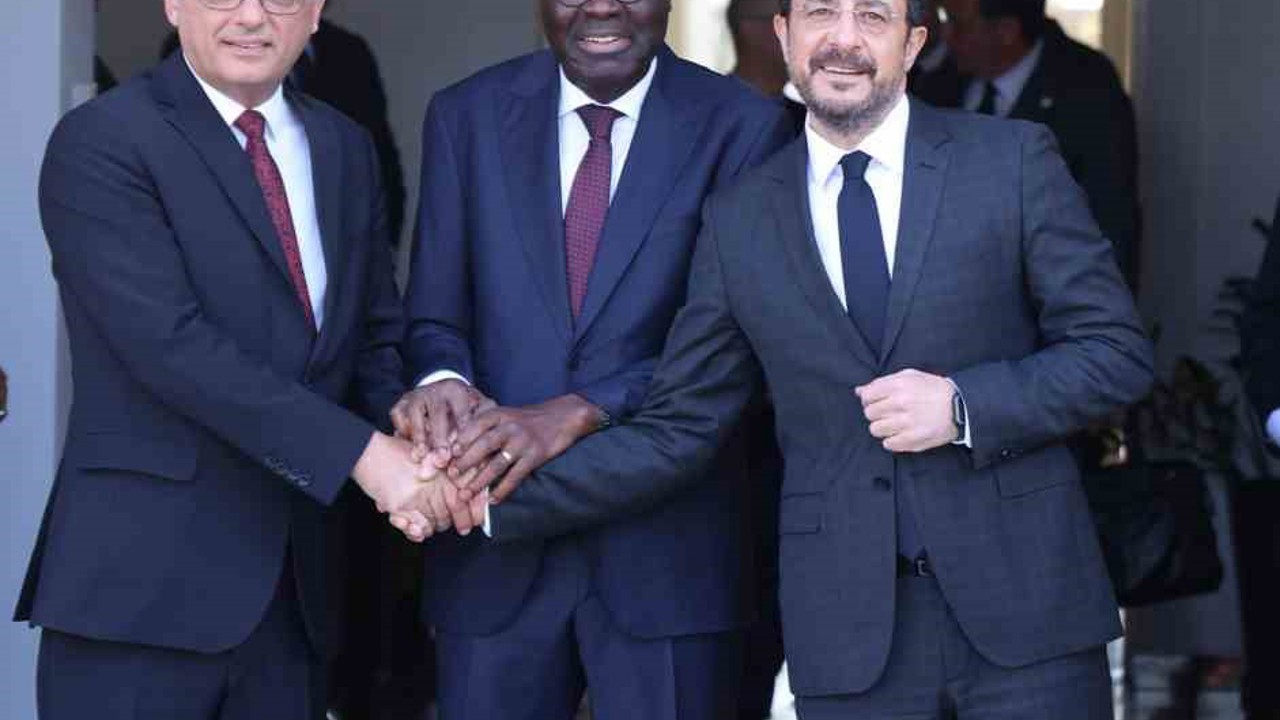 BM: "Kıbrıs liderleri bir sonraki gayriresmi toplantı için hazır"
