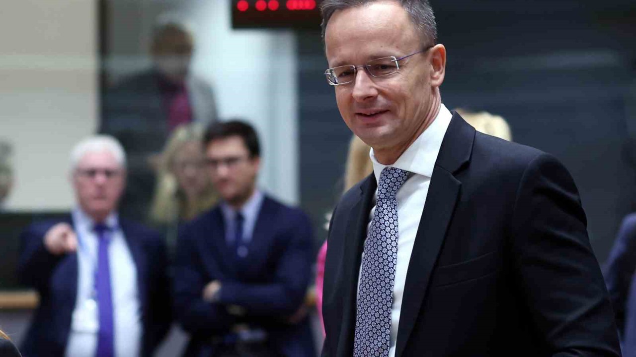 Macaristan Dışişleri Bakanı Szijjarto: "AB, Ukrayna’ya yapılan ödemeleri derhal durdurmalı"
