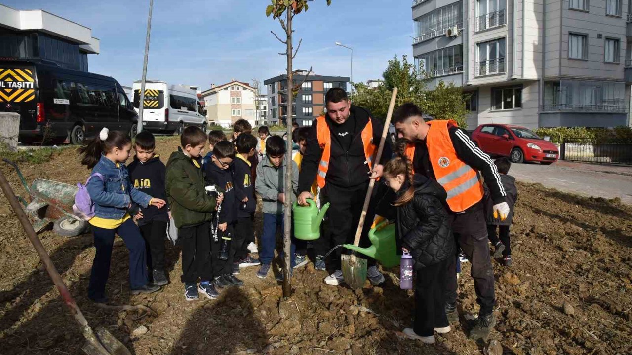 Atakumlu çocuklardan ‘Çocuk Hakları Günü’nde yeşil mesaj

