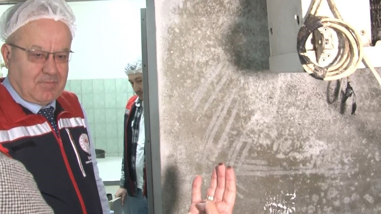 Bağcılar’da restoran ve marketlere denetim yapıldı
