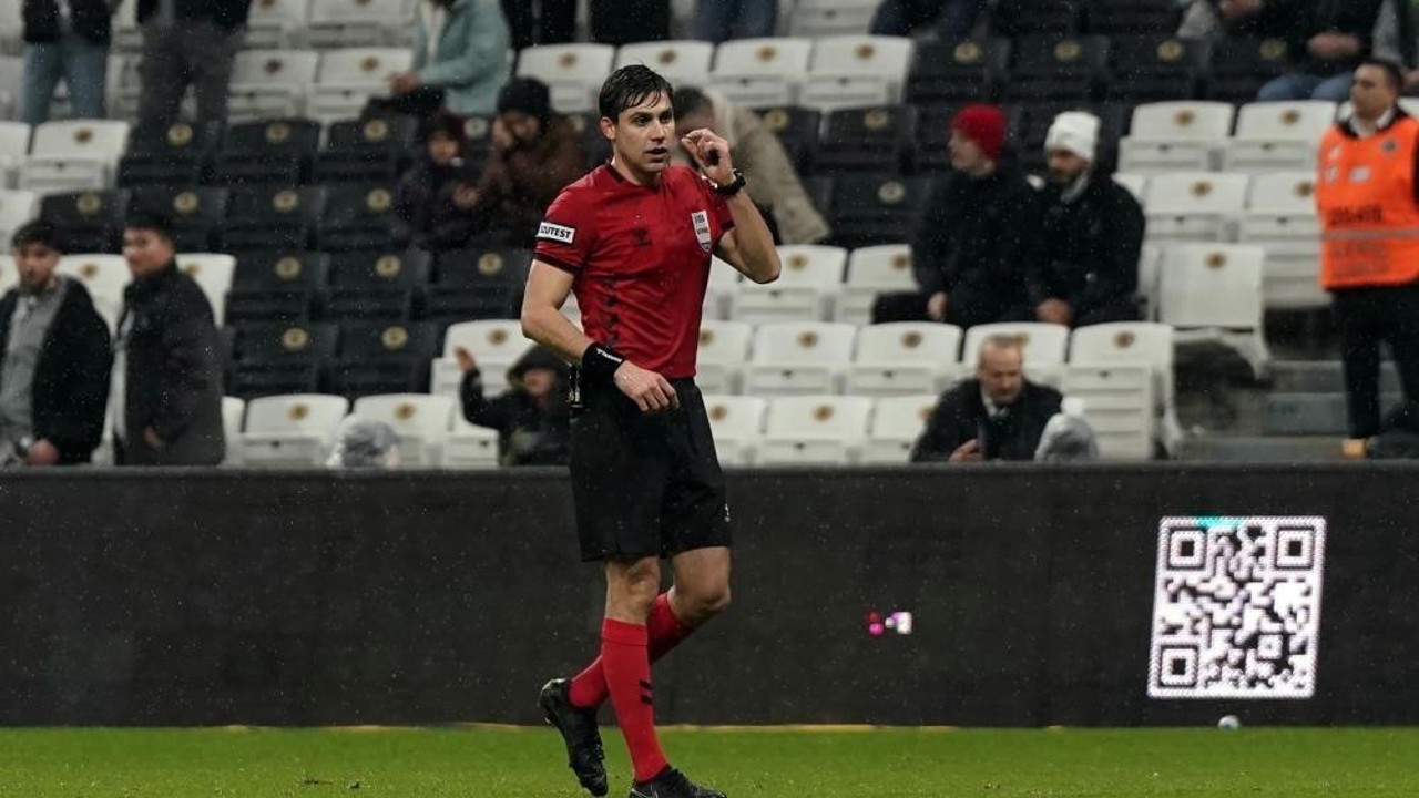 Kayserispor - Gaziantep FK maçını Mehmet Türkmen yönetecek
